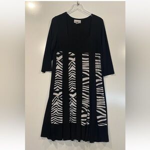 Sole Dione Studio Black White Animal Print Stretch Knit Dress Womens 16 (786)